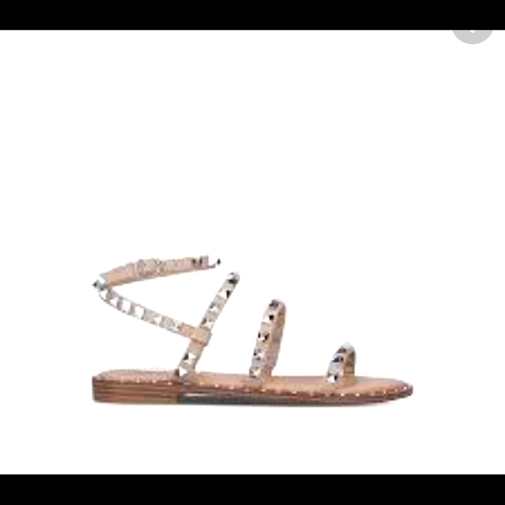 Steve Madden - Tan stud Sandels